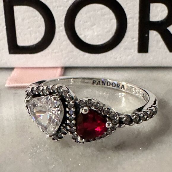 Authentic‎ Pandora Halo Hearts Ring, Valentine SIZE 7.5 (56) - Picture 1 of 8